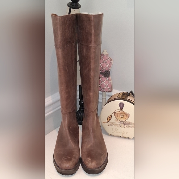 Franco Sarto Shoes - Franco Sarto Medium Brown Tall Leather Boots Back Zip Sz 8.5M Pre-Owned
